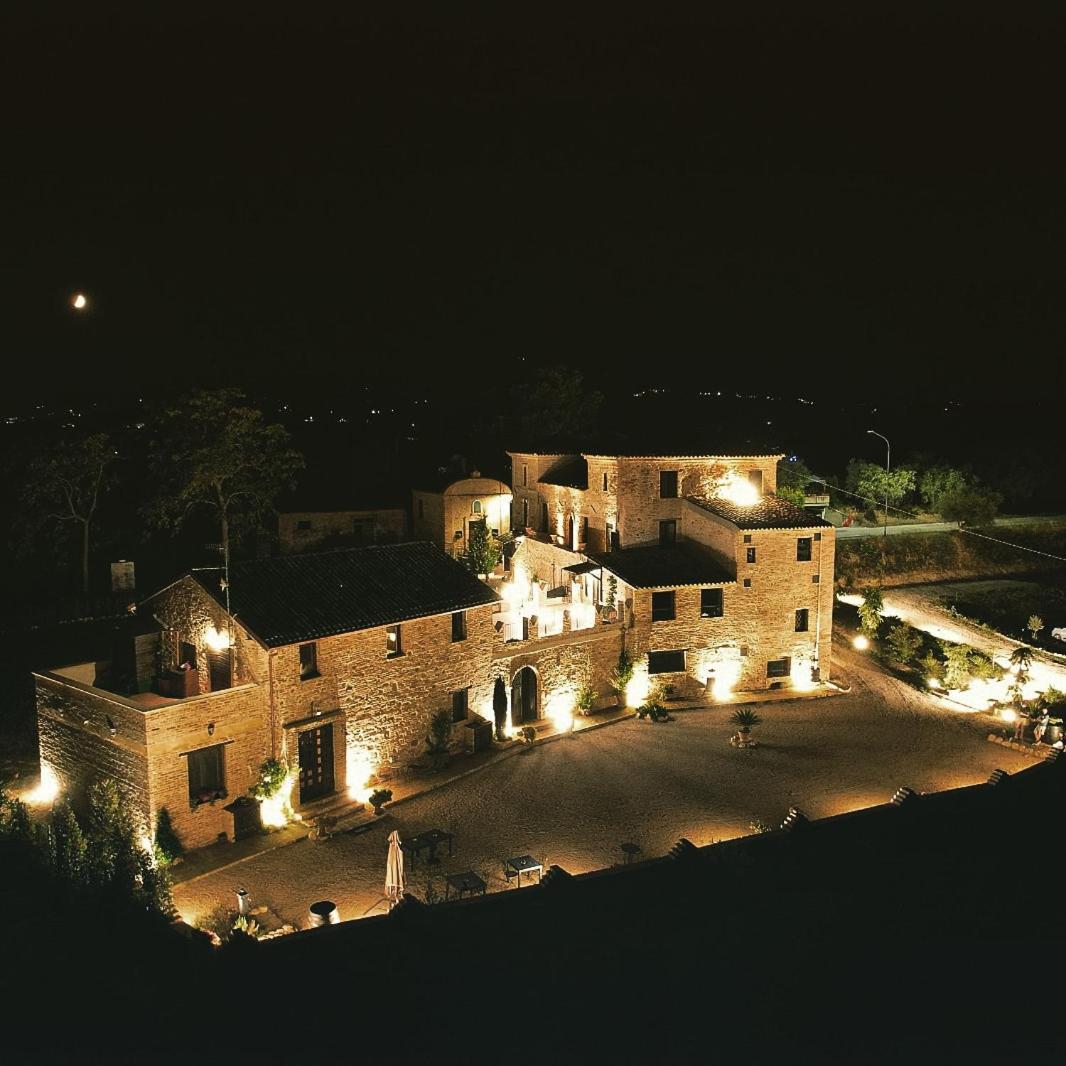 Castello Di Petecciano B&B Mosciano Sant'Angelo Luaran gambar