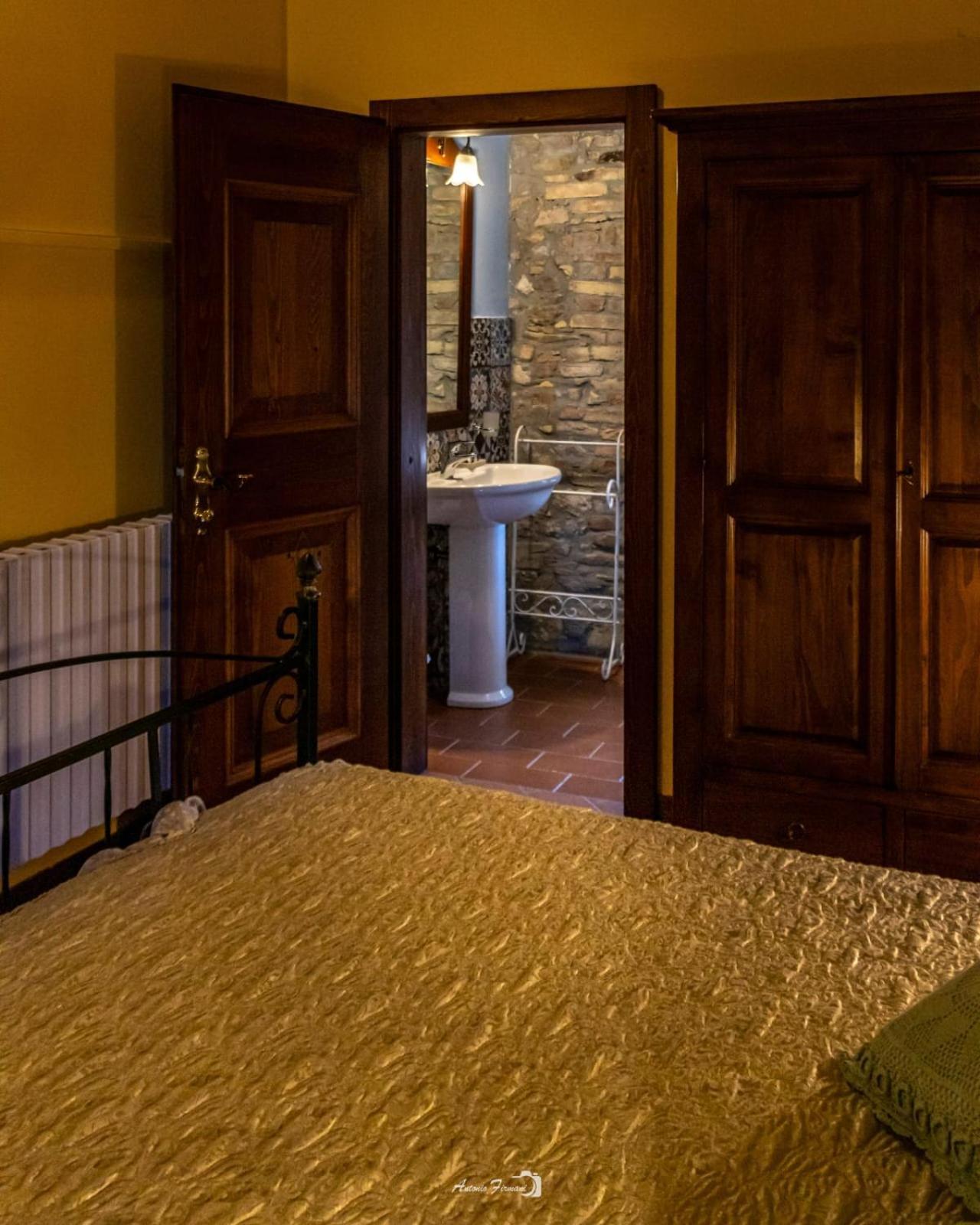 Castello Di Petecciano B&B Mosciano Sant'Angelo Luaran gambar